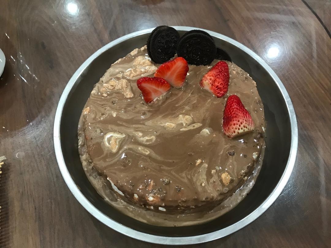 蛋糕淋面:巧克力甘纳许淋面(超美腻超快手)