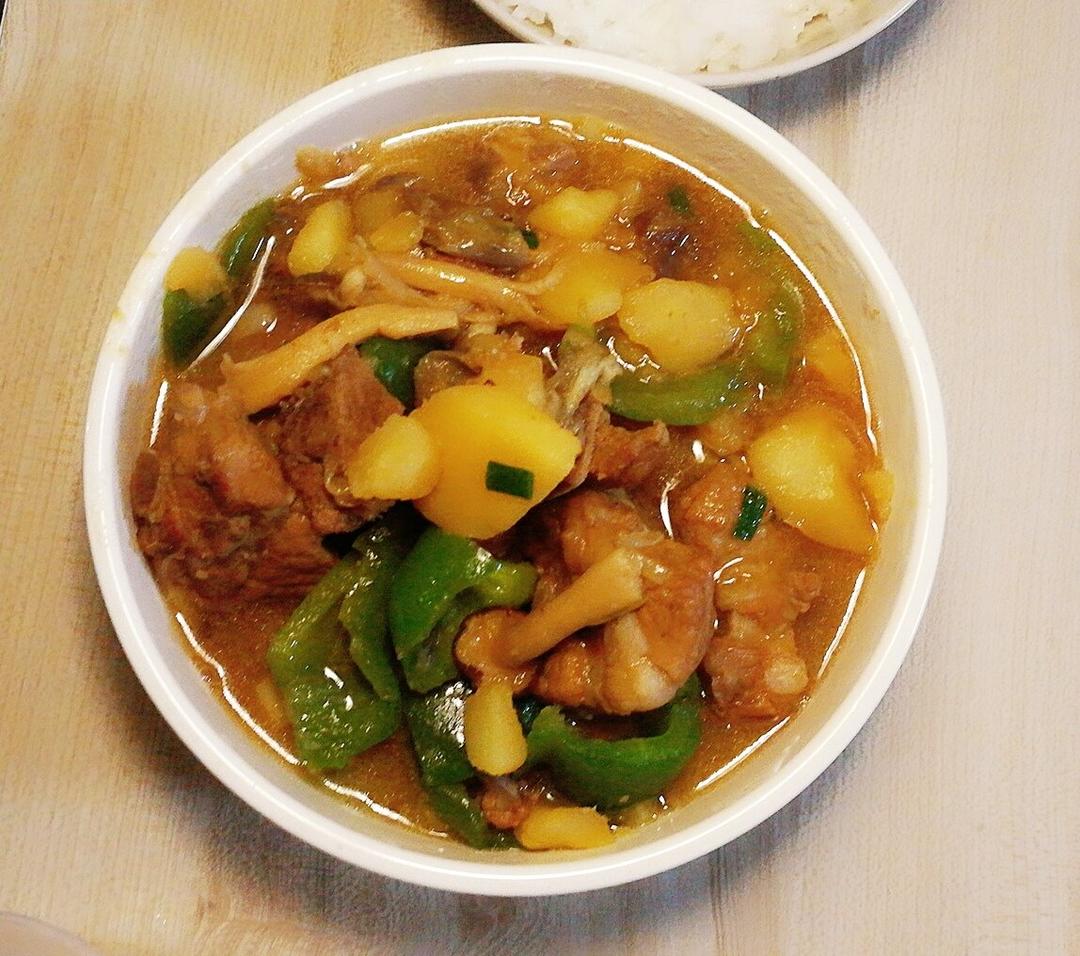 土豆炖排骨