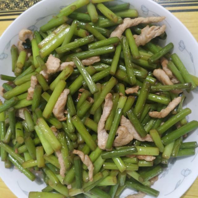 蒜薹炒肉