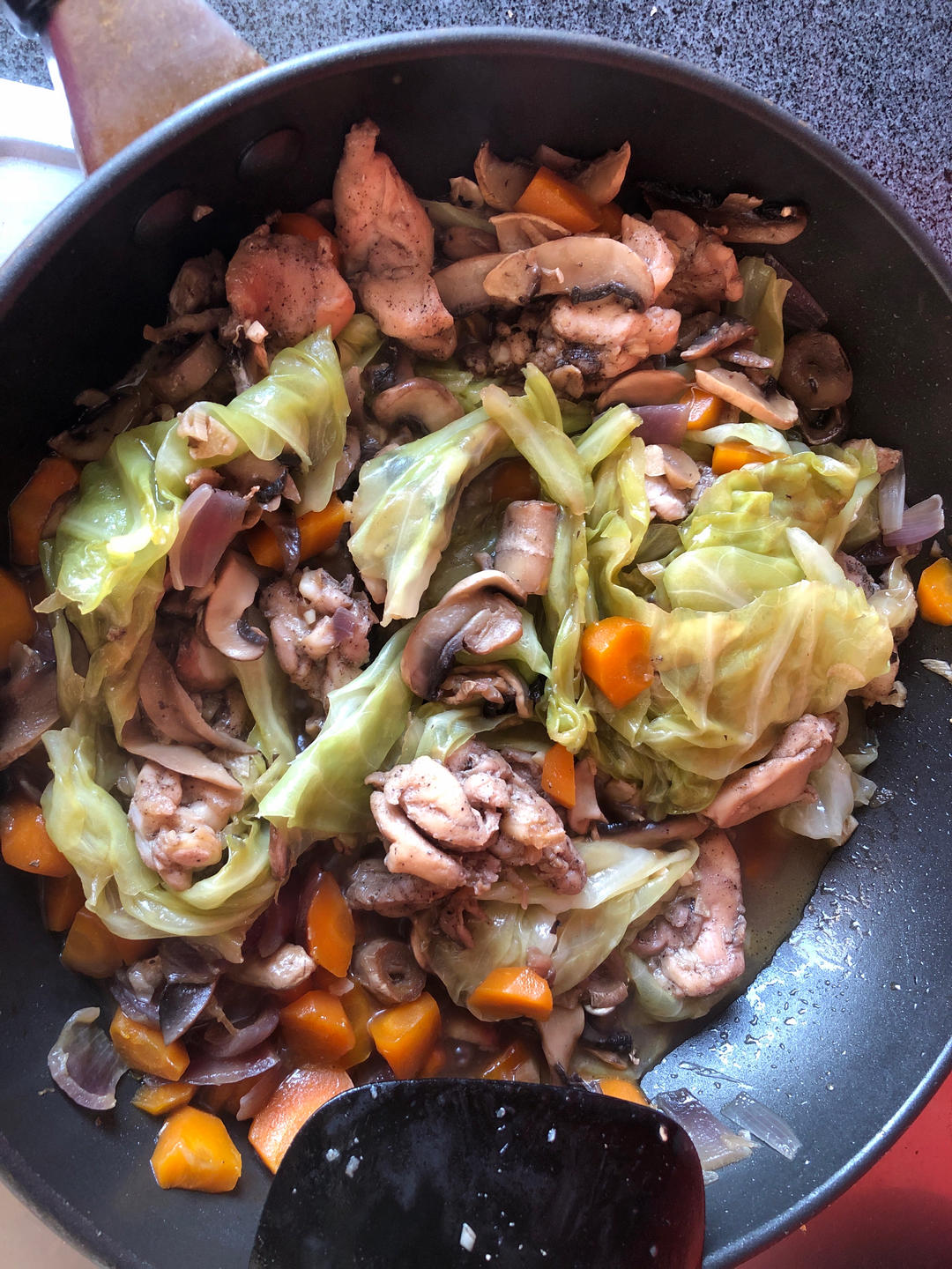 无水蔬菜鸡腿锅