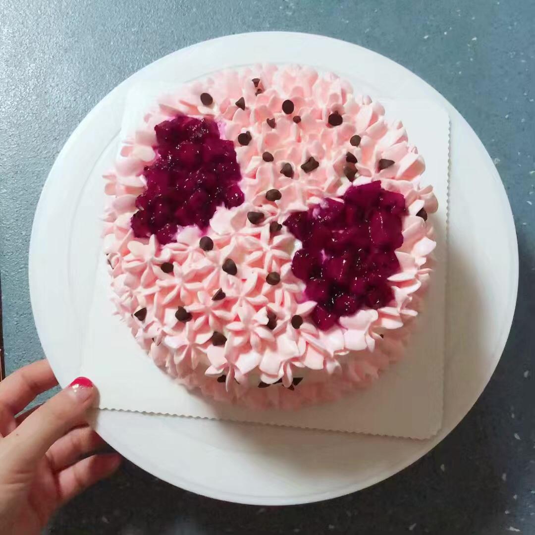 水果鲜奶油蛋糕