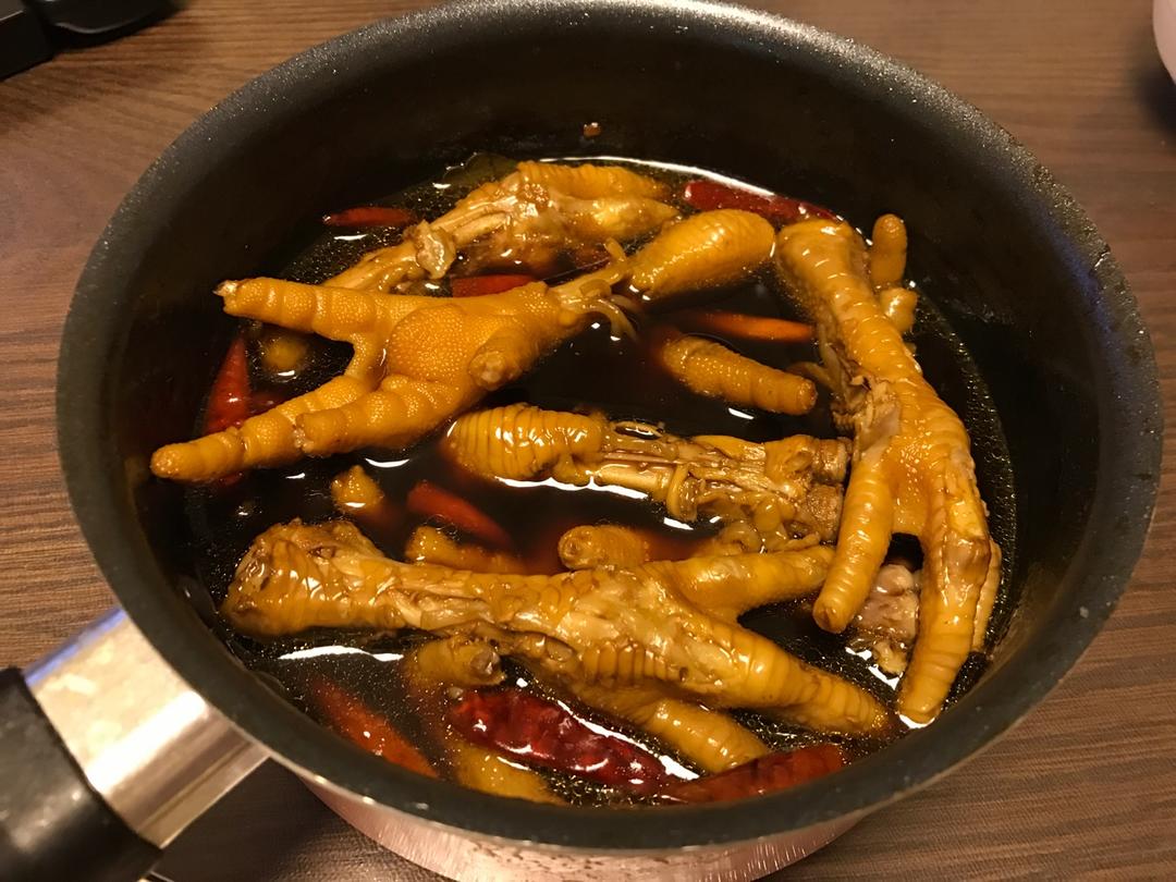 香辣卤鸡爪