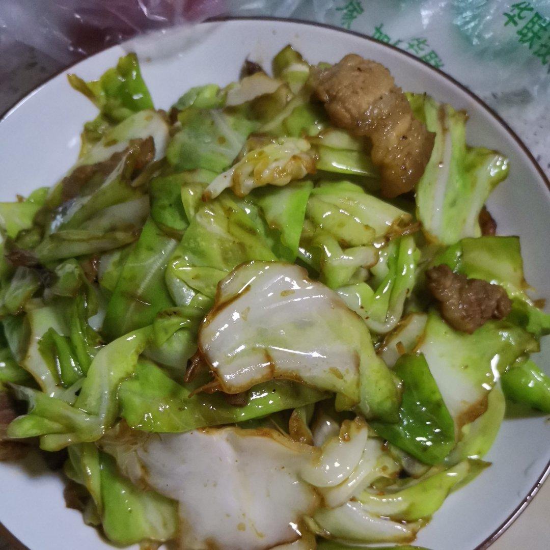包菜炒肉
