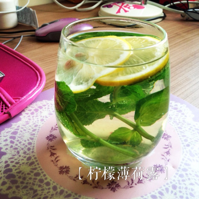 新鲜薄荷柠檬茶