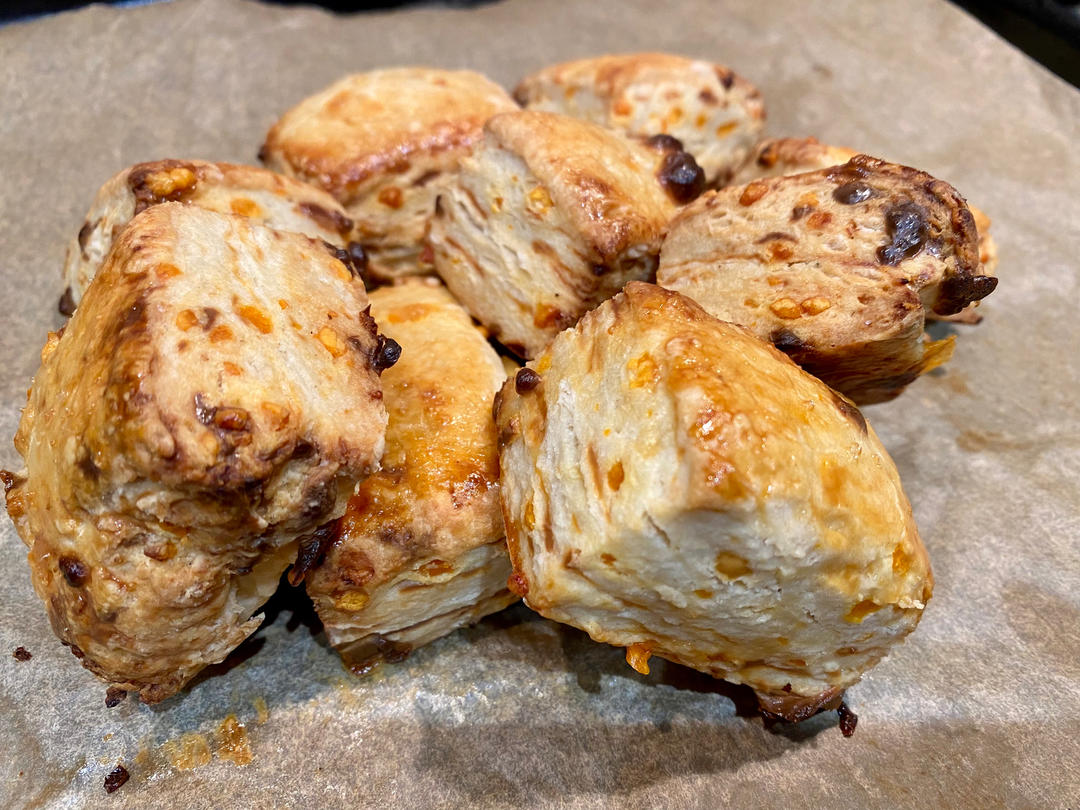 藤田千秋的【切达奶酪咸司康】