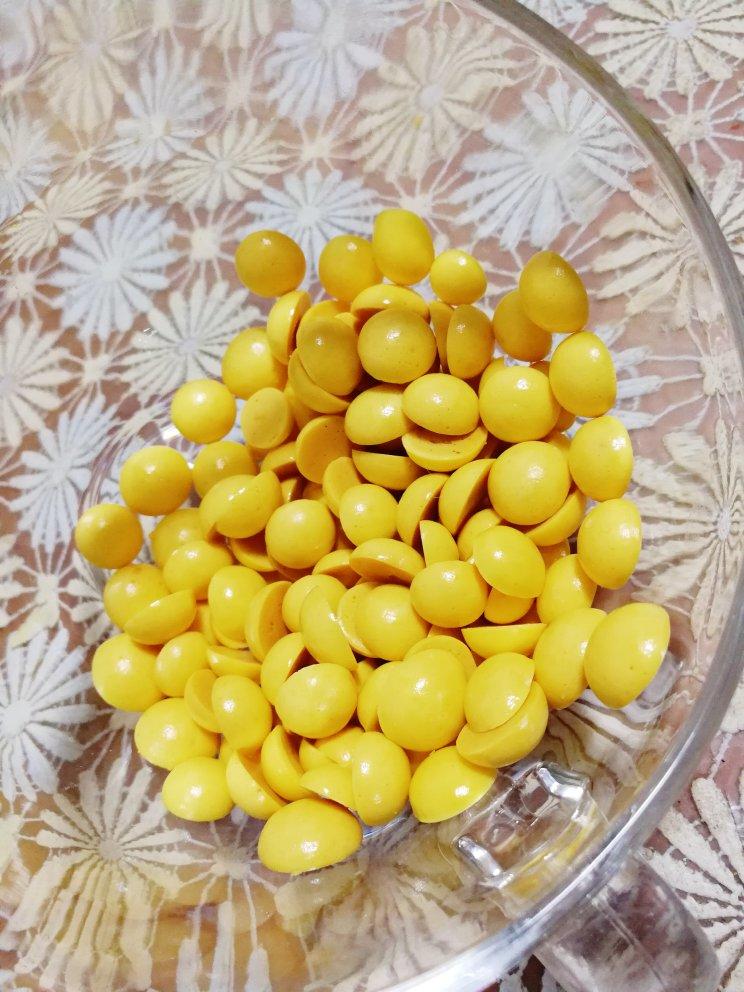 入口即化的无添加蛋黄溶豆