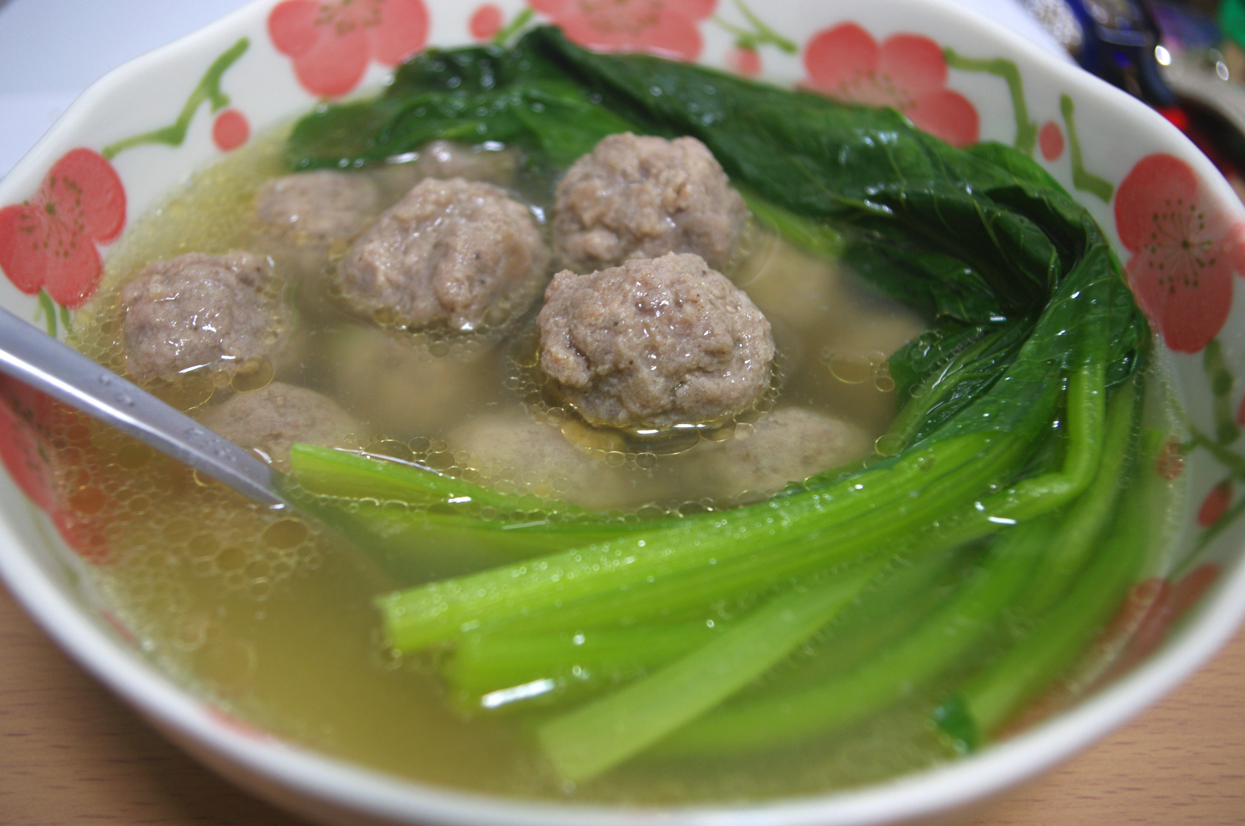小白菜汆丸子