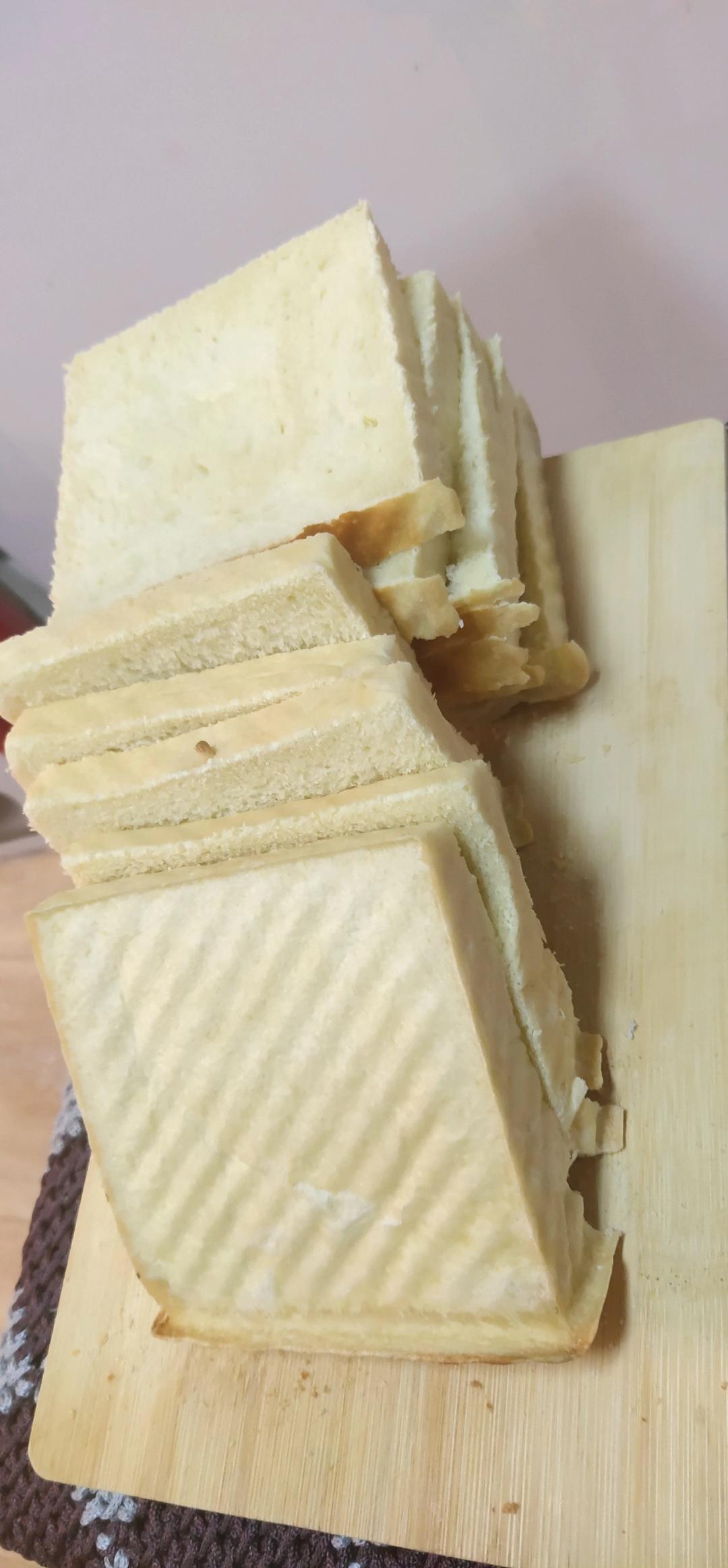 柔软拉丝的吐司面包及其变身：花式小面包