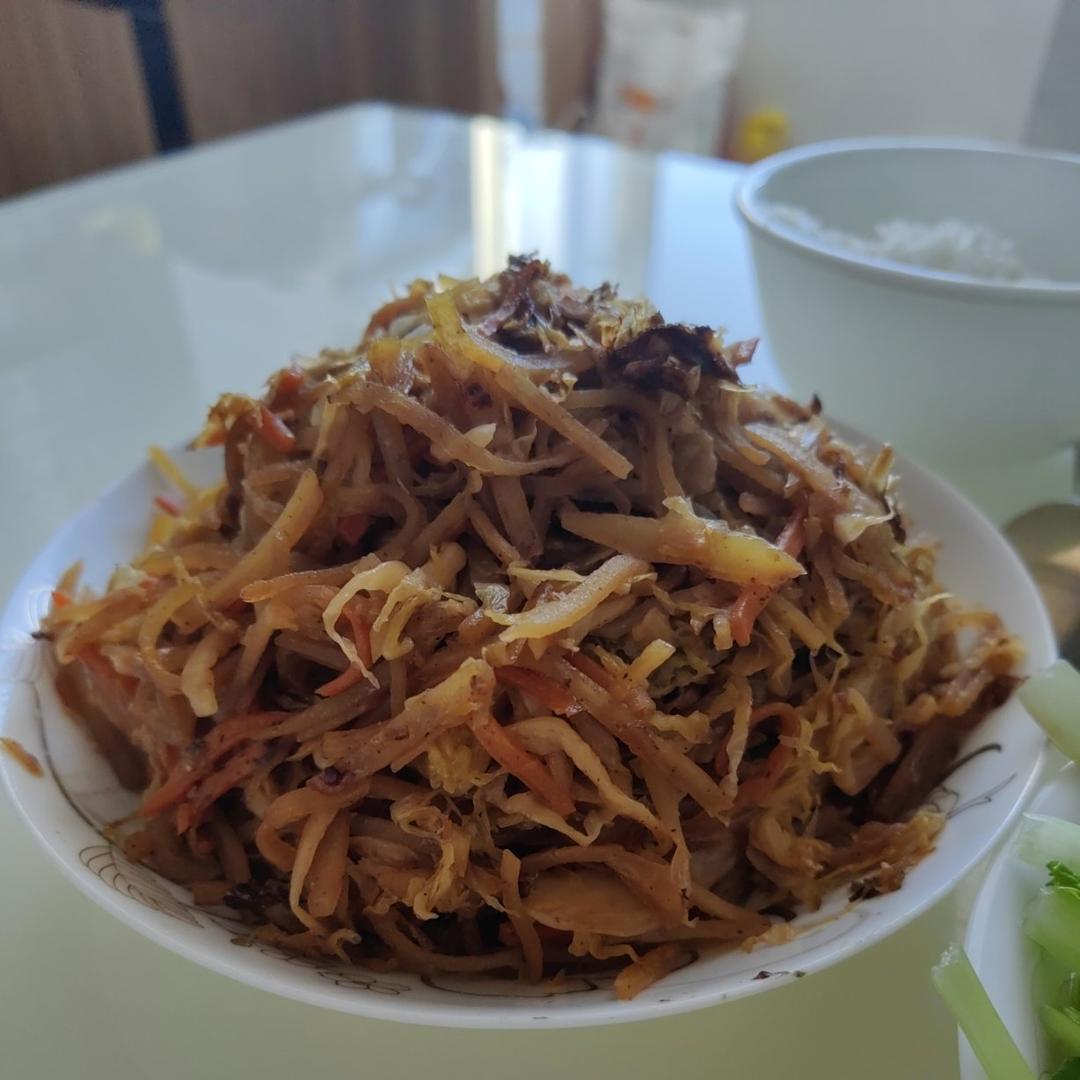 酸菜炒土豆丝