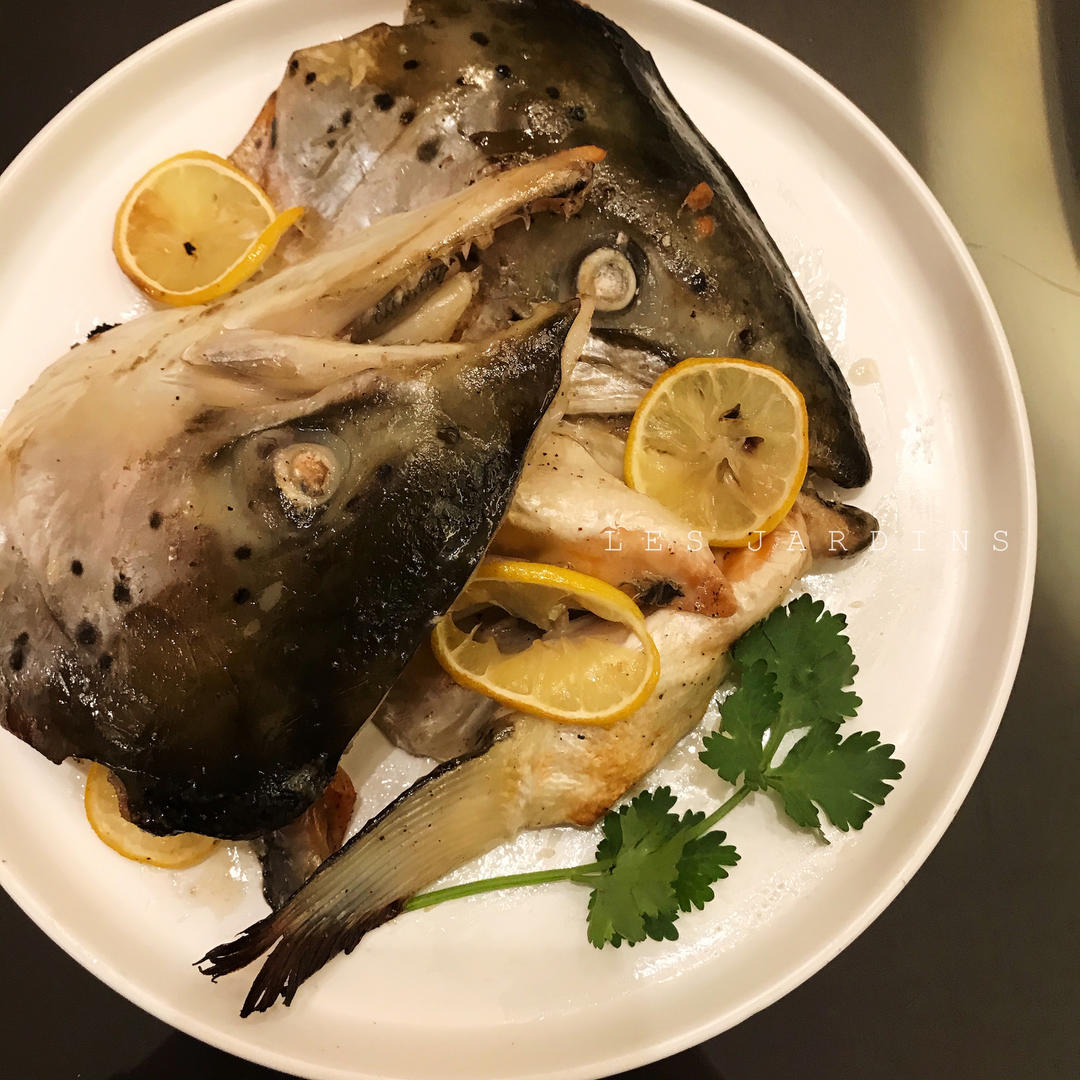 盐烤三文鱼头🐟
