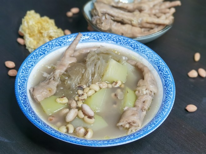 滋润你的五脏六腑 木瓜雪耳煲鸡脚的做法步骤图 Lazy Christy 下厨房 滋润你的五脏六腑 木瓜雪耳煲鸡脚的做法步骤图 Lazy Christy 下厨房