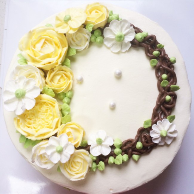 淡奶油裱花蛋糕