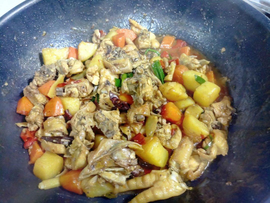 土豆胡萝卜烧鸡