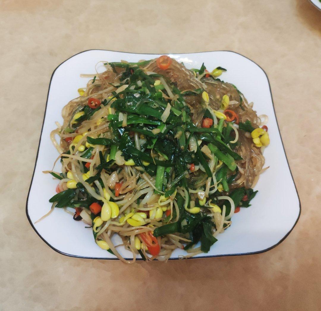 绿豆芽韭菜炒粉条