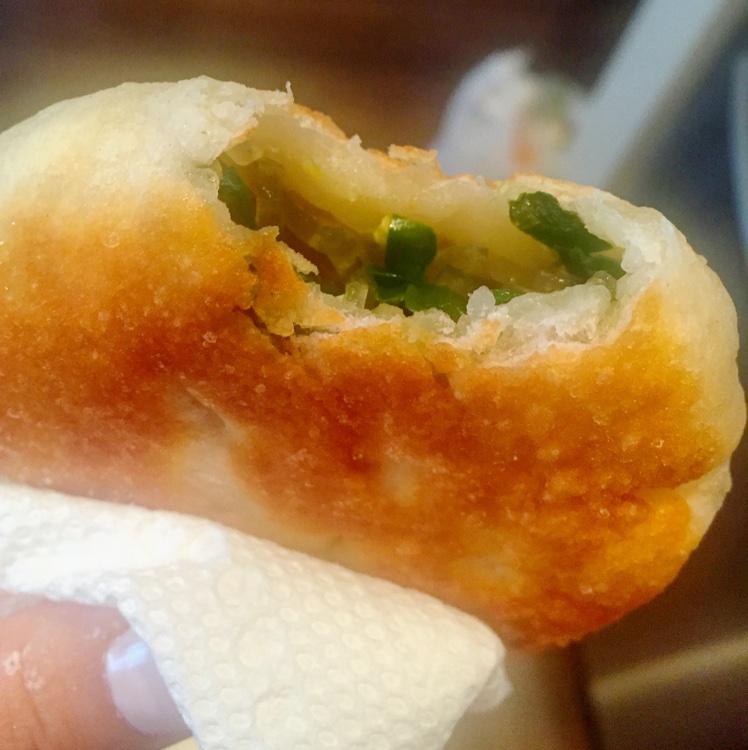 韭菜鸡蛋馅饼