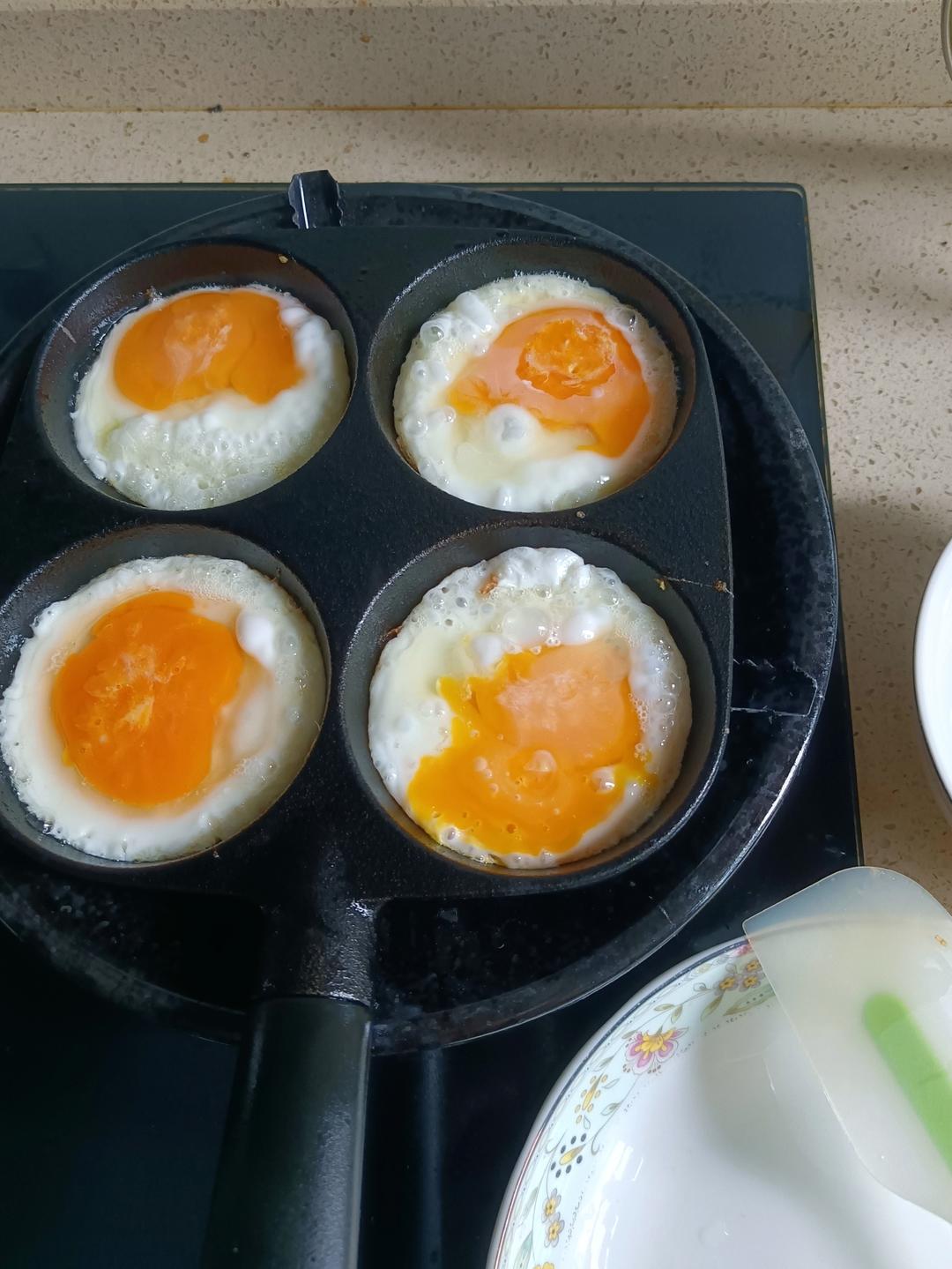 早餐霸王~沉甸甸鸡蛋汉堡