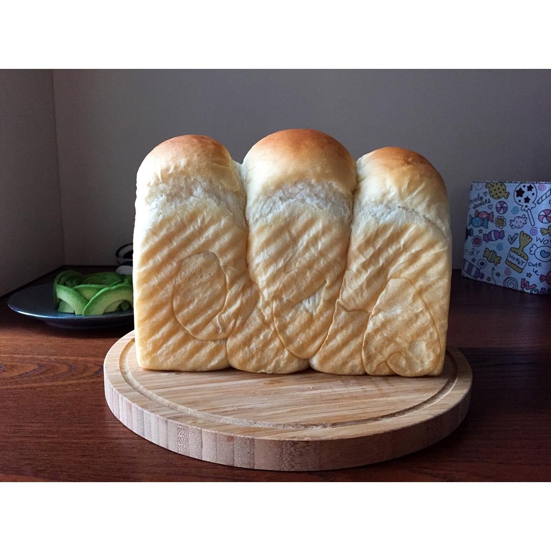 鲜奶吐司（老面法）
