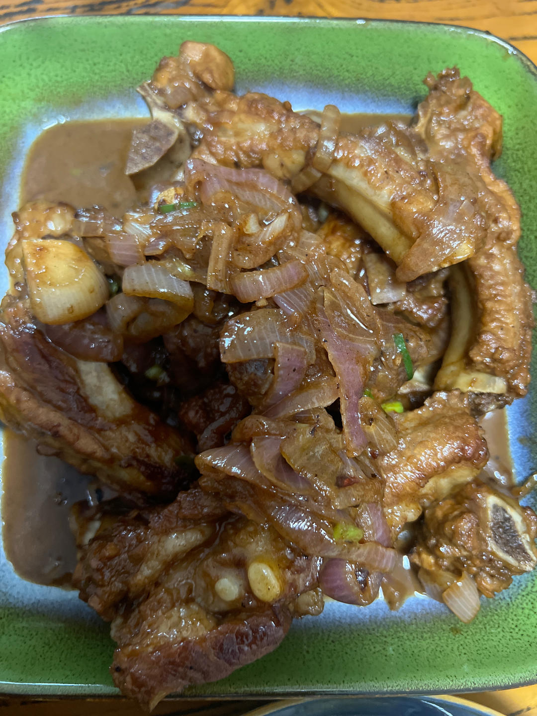 洋葱爆炒排骨
