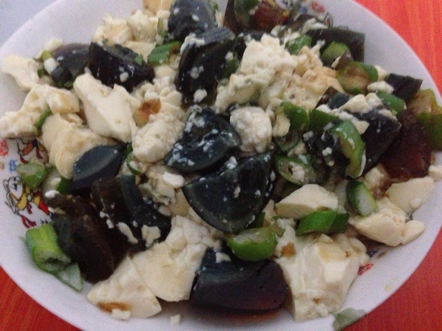 皮蛋豆腐