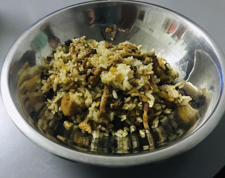 牛肝菌炒饭