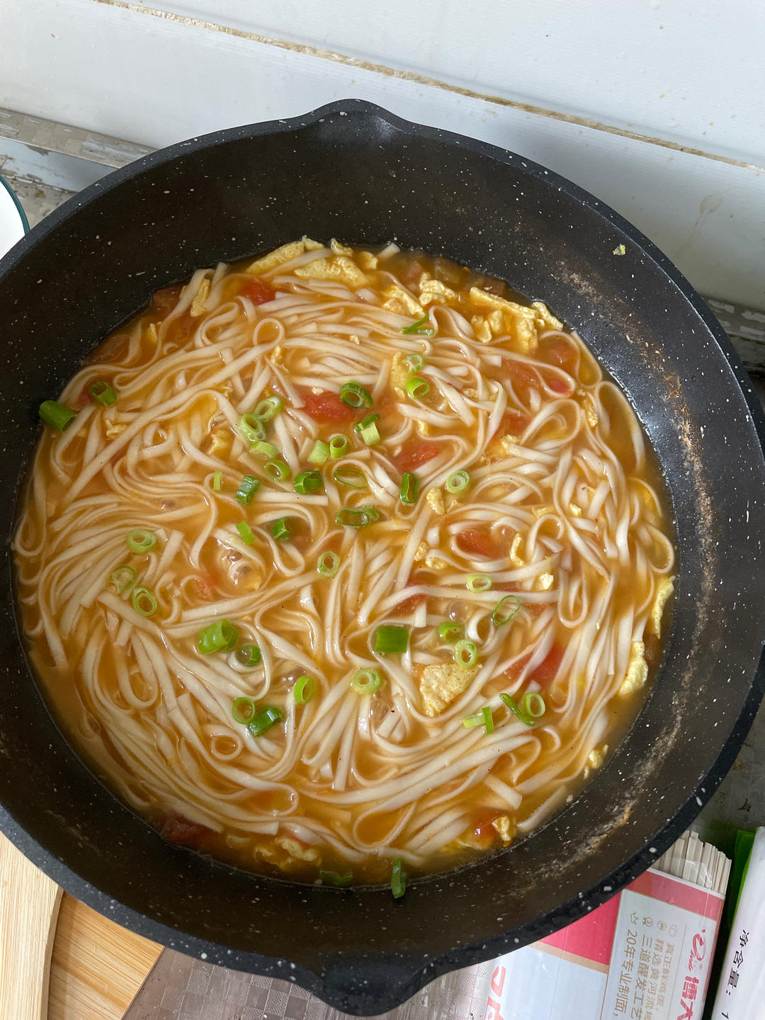 汤都要喝光的西红柿鸡蛋面