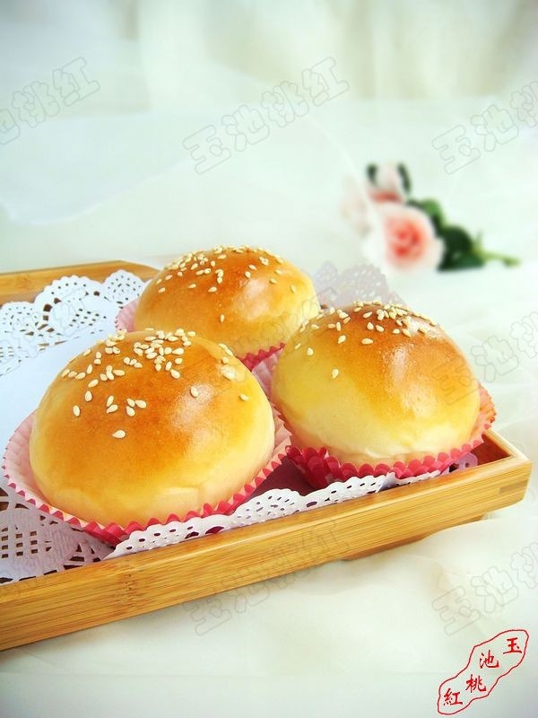 绵软香甜的红豆小面包的做法