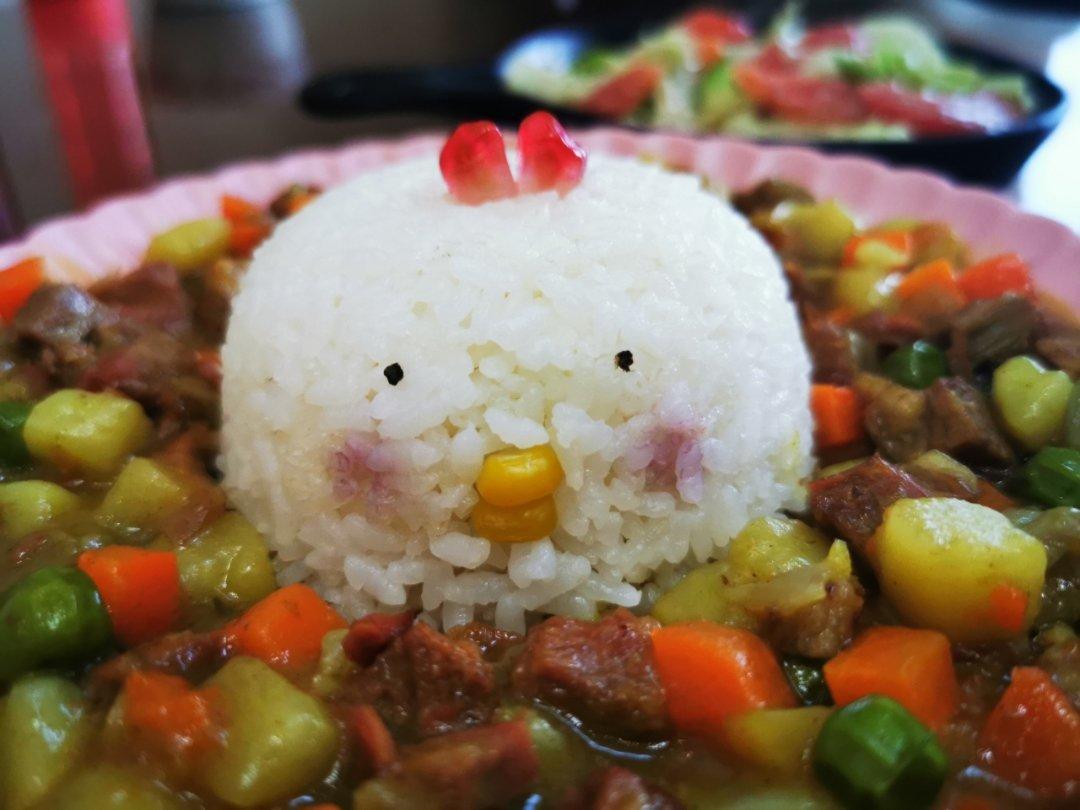 人见人爱花见花开🐤         三只小鸡日式咖喱饭