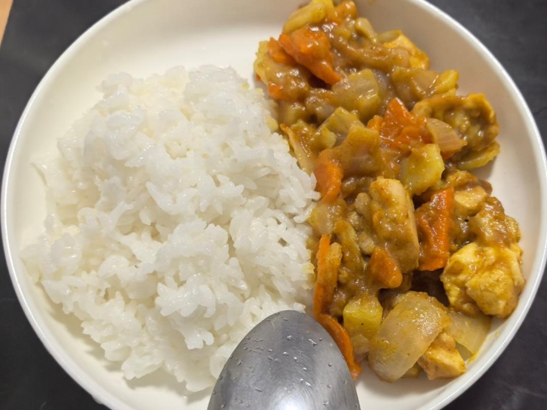 零失败日式咖喱鸡肉饭！！最正宗日本家庭做法！简单又好吃！