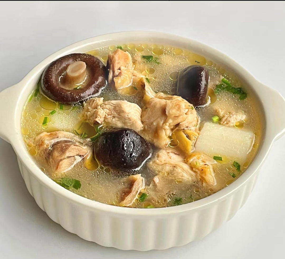 香菇炖鸡汤
