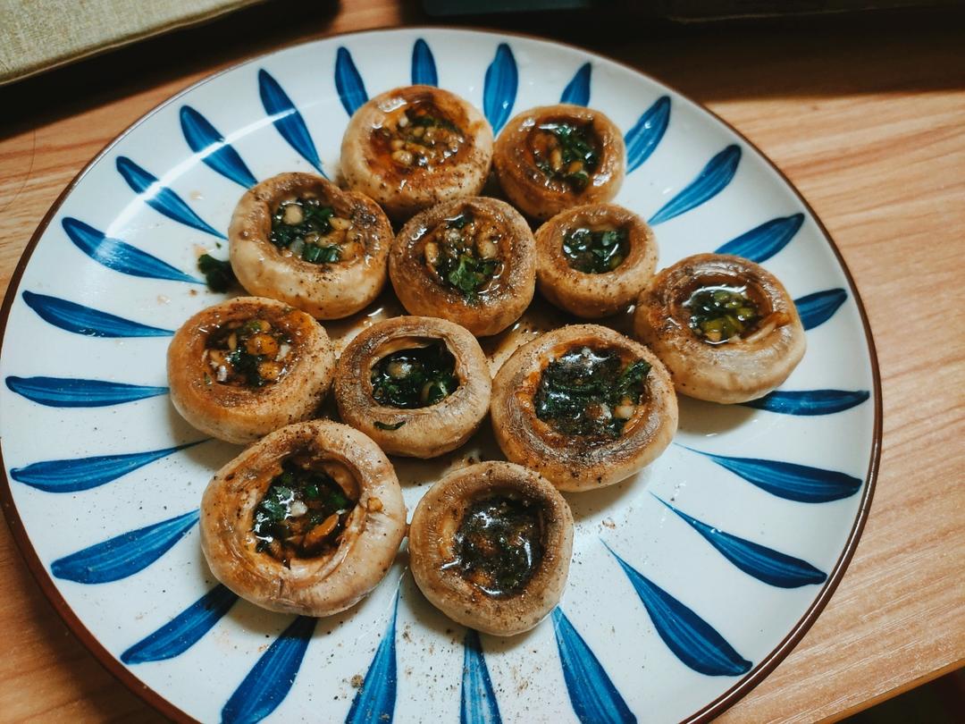 香煎口蘑  鲜的扭起来