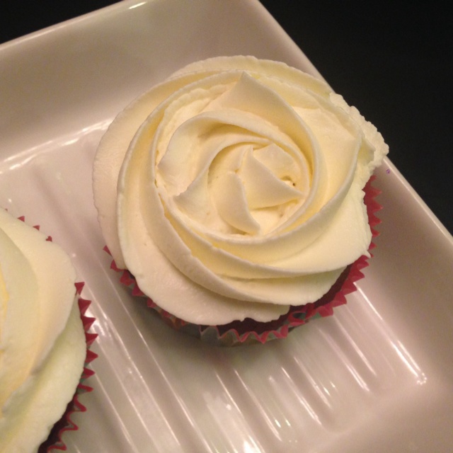 古典巧克力cupcake配马斯卡彭奶油霜