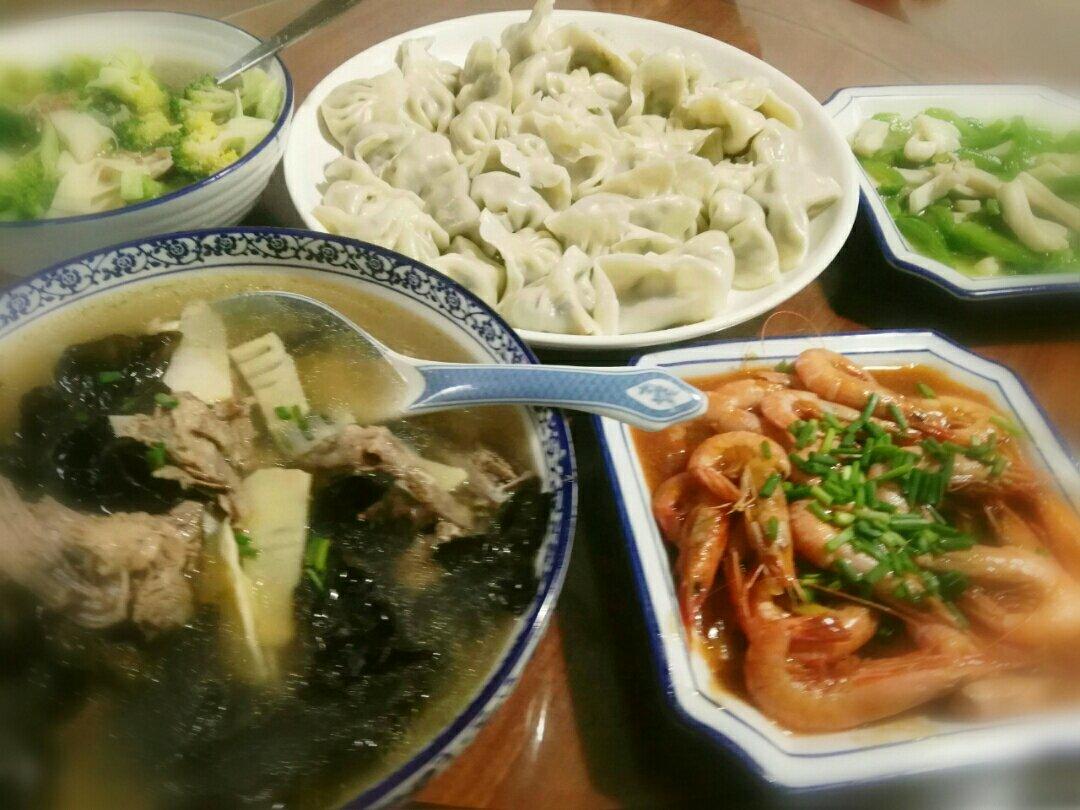 上海菜肉大馄饨