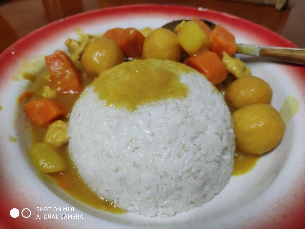 咖喱鸡肉饭