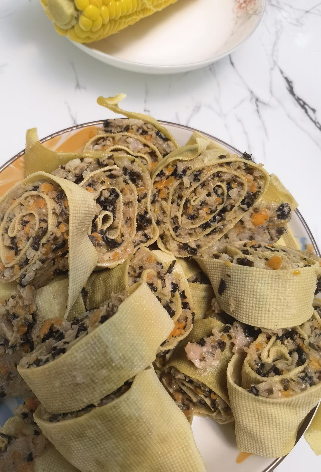 豆皮肉卷（东北千张）好吃不腻，尤其适合手残党