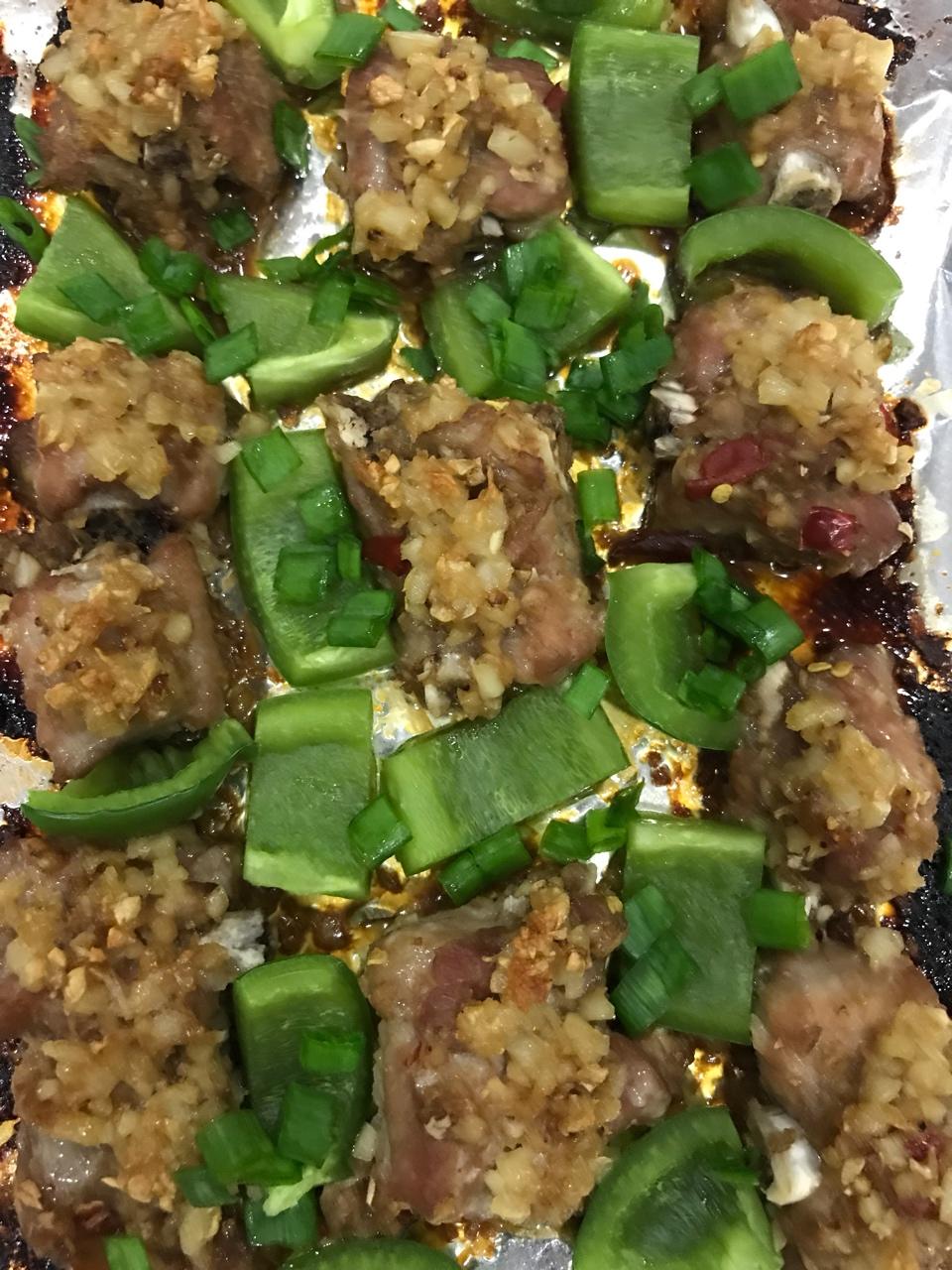 香到骨头里的蒜香排骨（烤箱）