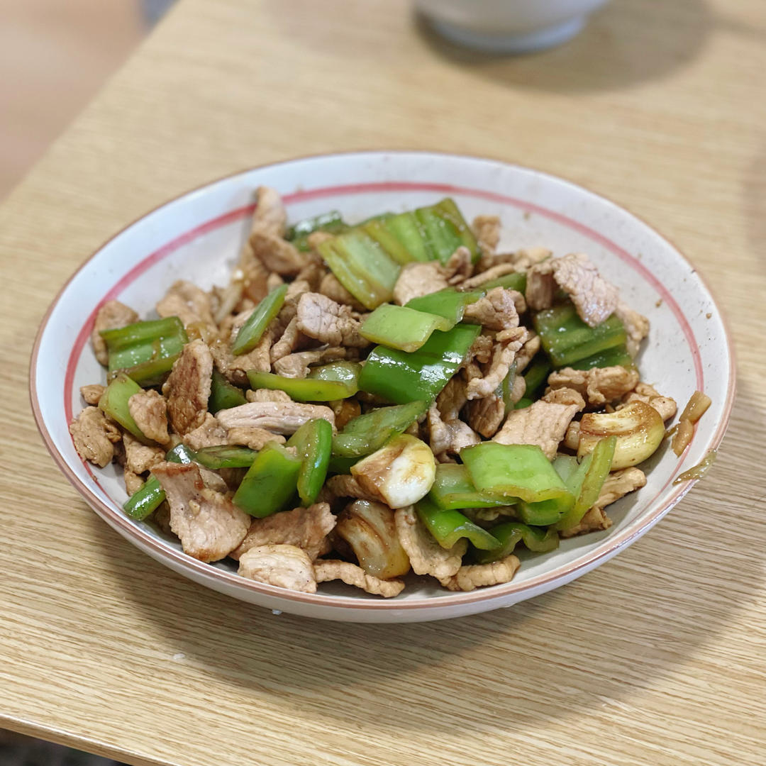 超下饭 ！小炒肉（辣椒炒肉）