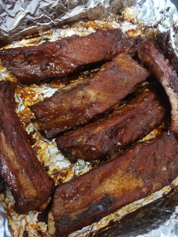 最简单的焦香软糯烤猪肋排