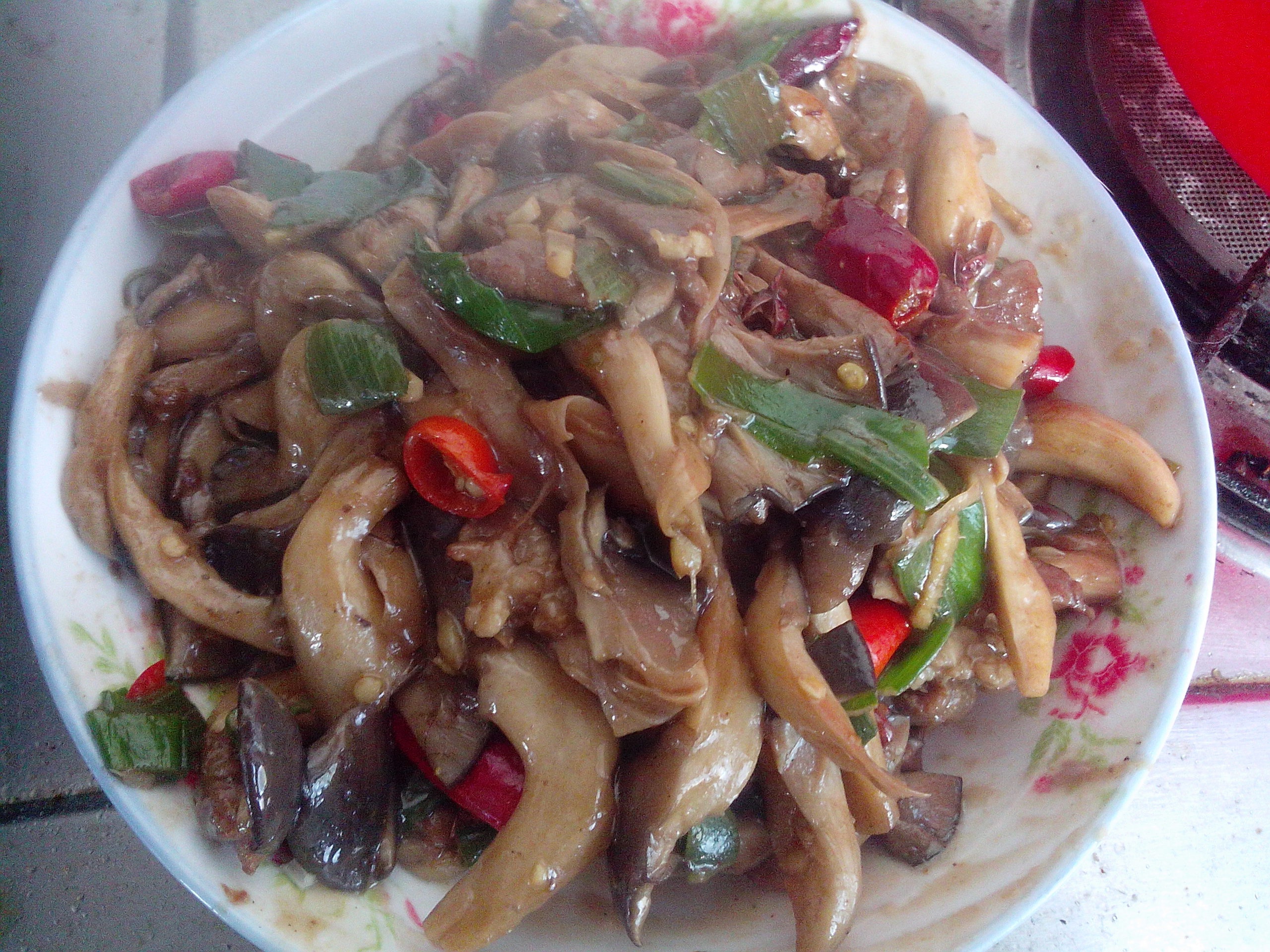 平菇炒肉