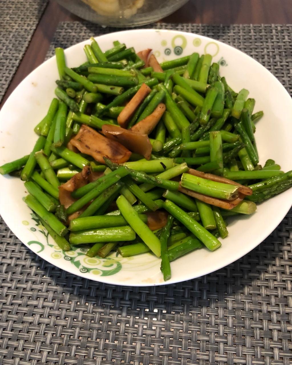 鱿鱼圈芦笋