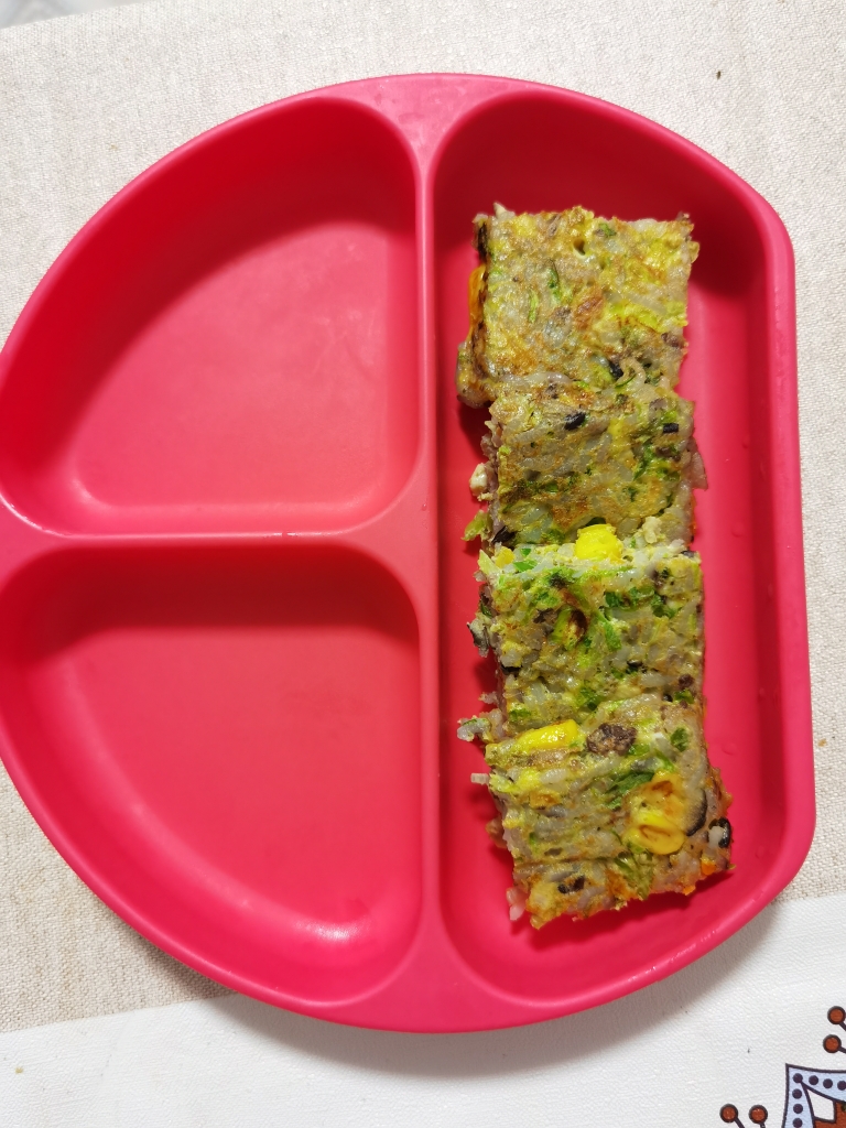 米饭蔬菜饼，辅食快手饼（早餐机版本）的做法 步骤5