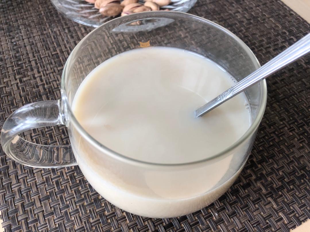 【后加牛奶版】绿豆沙牛乳的做法