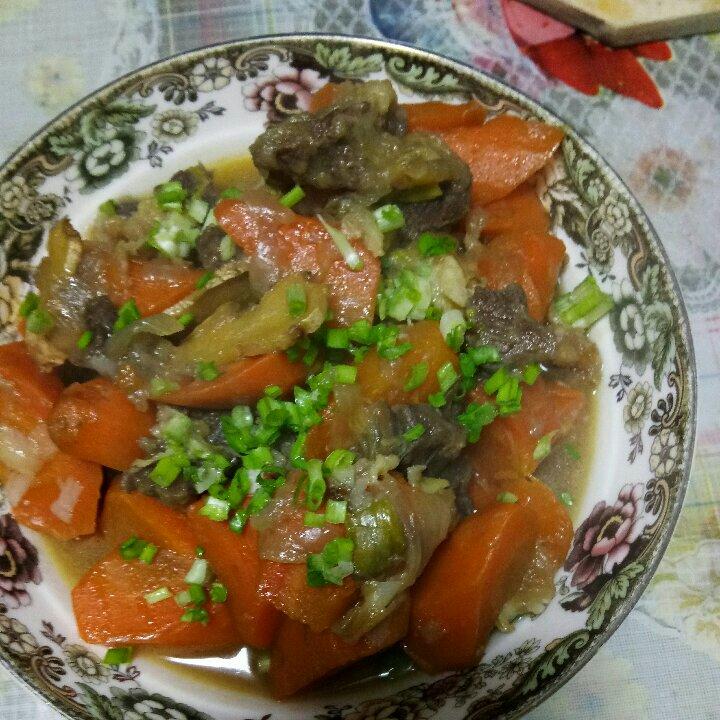 红烧牛肉土豆 （独家秘制）