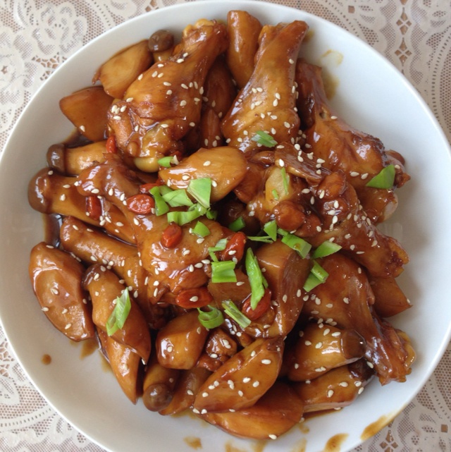 红烧杏鲍菇鸡翅根