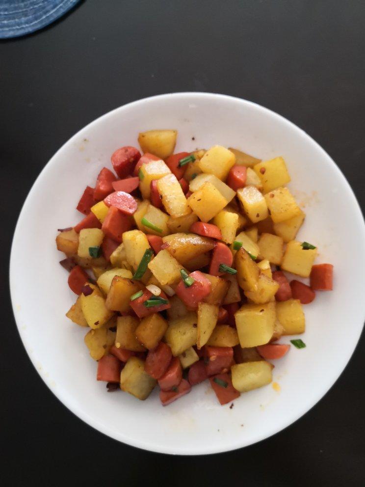 香辣过瘾的孜然土豆火腿，比路边摊还好吃