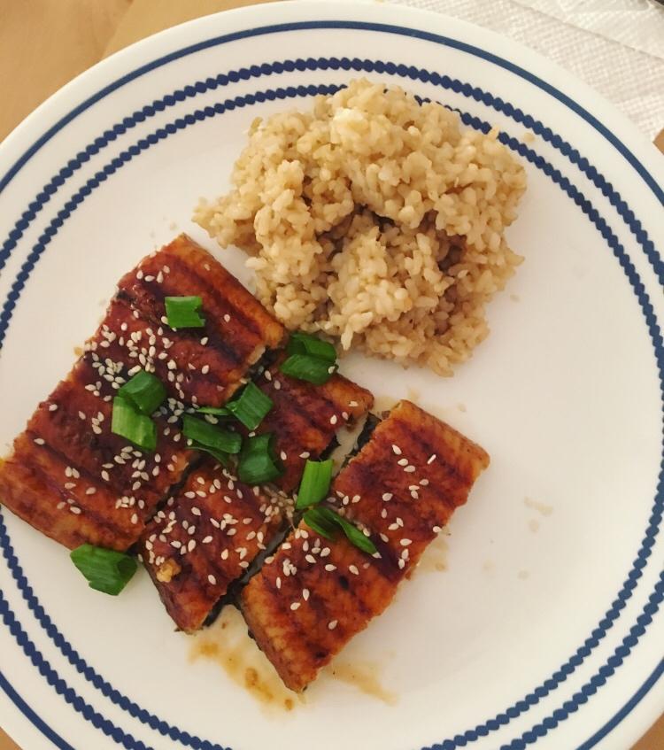蒲烧鳗鱼饭