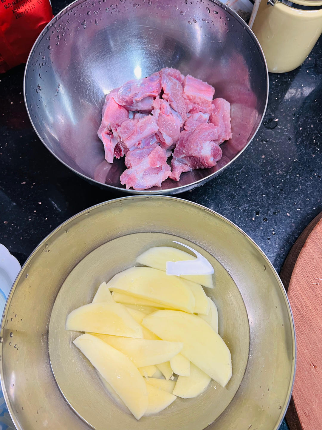蒜蓉蒸排骨【10月北鼎蒸煮炖锅食谱】