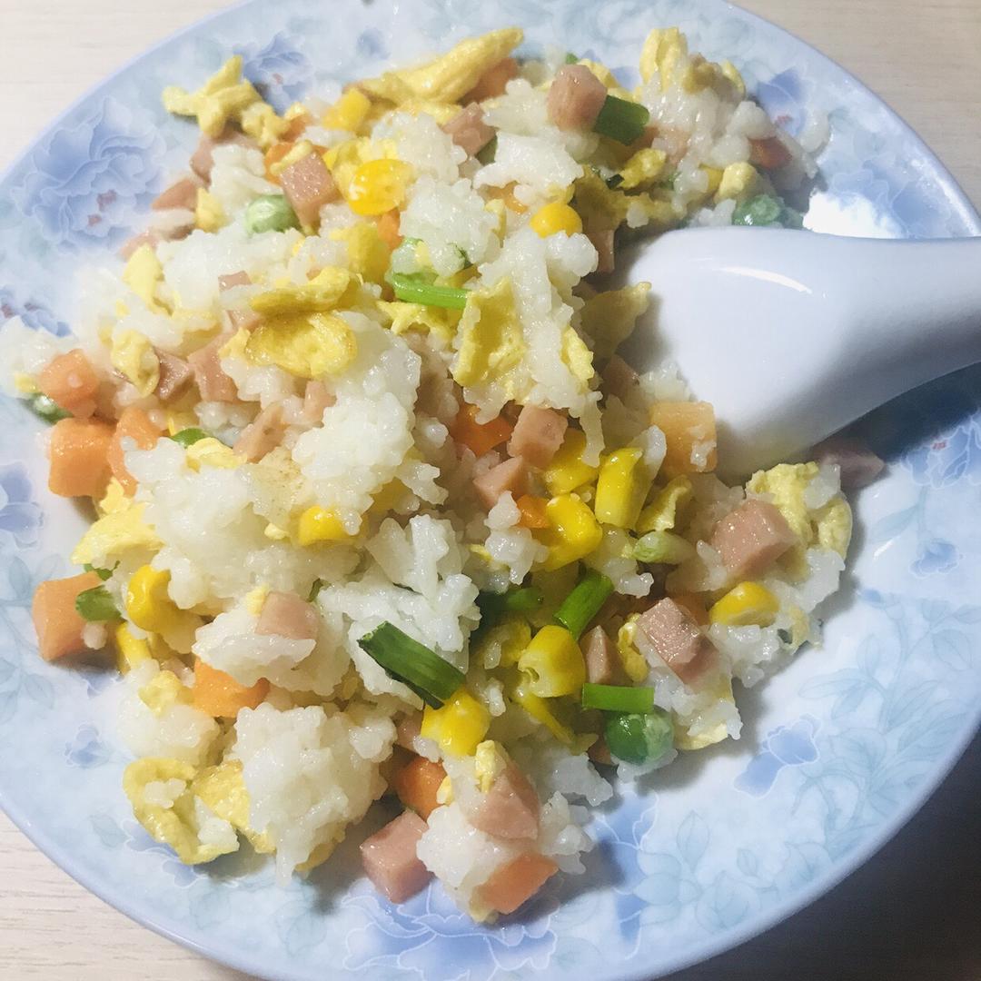 火腿蛋炒饭