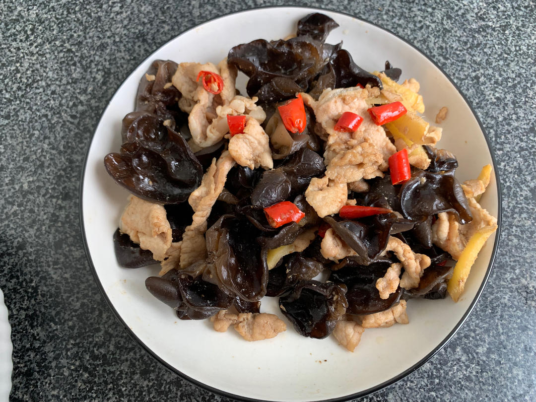 木耳炒肉片