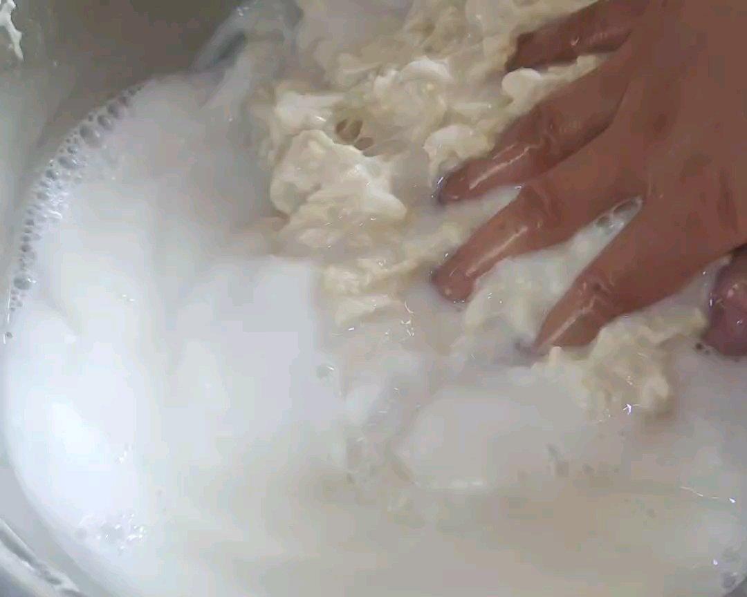 纯奶手撕吐司的做法 步骤1