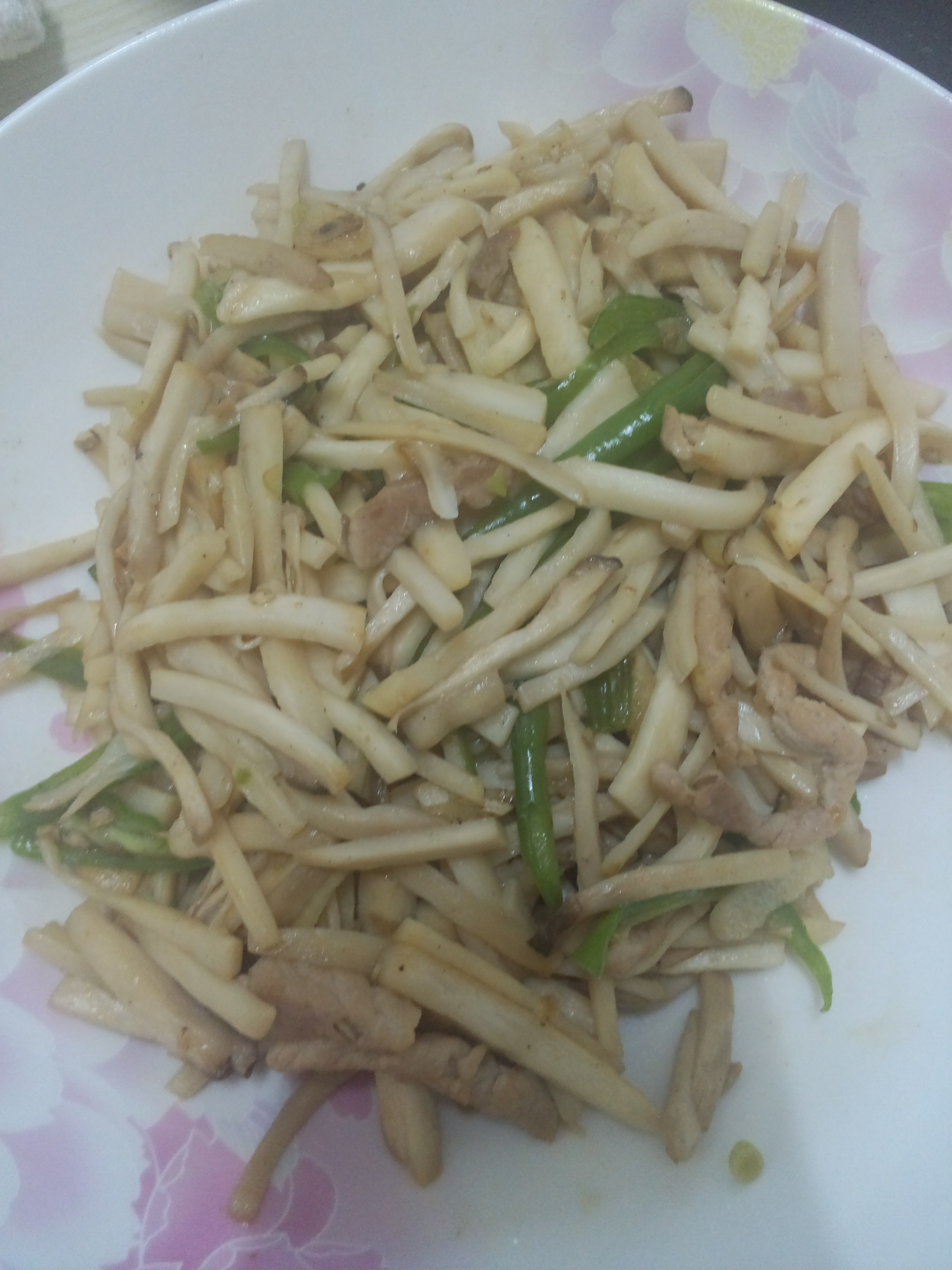 青椒素炒杏鲍菇